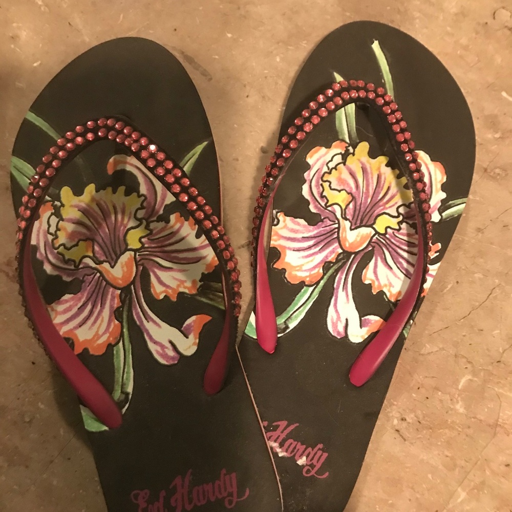 Ed hardy flip flops